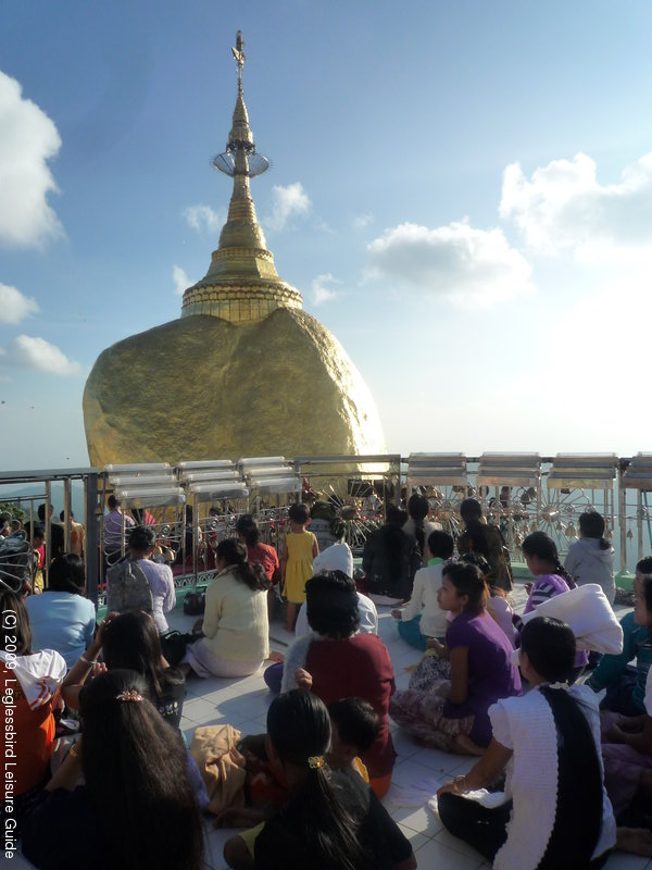 Golden Rock Pagoda27